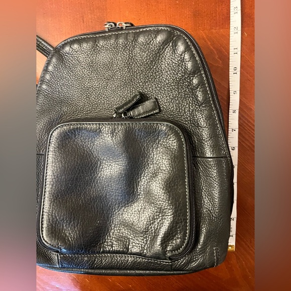 Vintage TIGNANELLO - Genuine Leather Black Backpack - Picture 13 of 14
